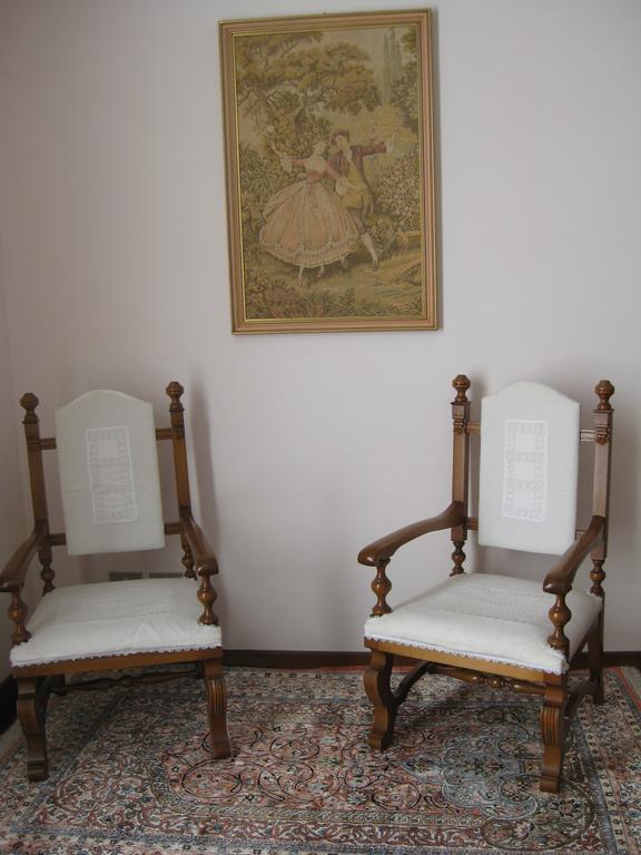 Brezza Affittacamere Montemarciano Kamer foto
